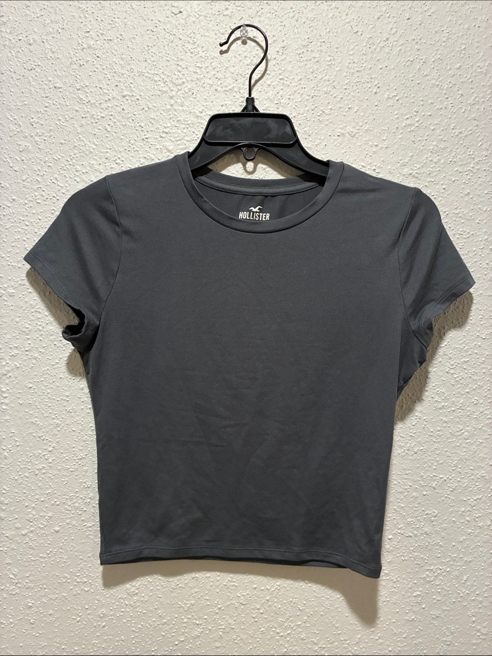 Hollister Women's Charcoal Short Sleeve Crew Tee